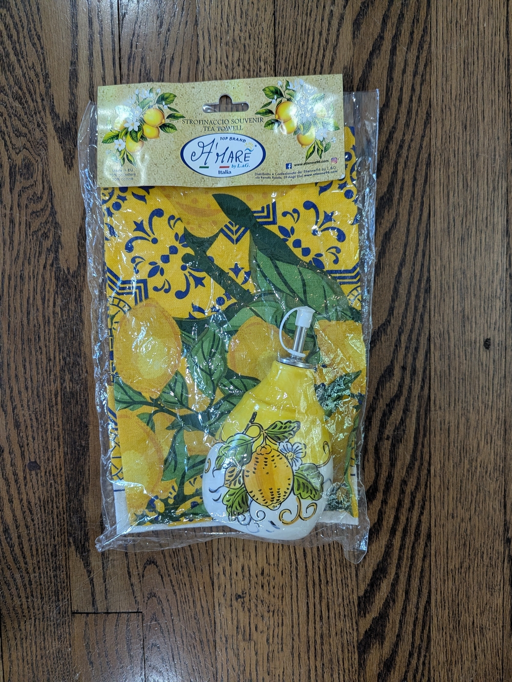 NEW A'MARE Italy Lemon Print Kitchen Towel Set with Ceramic Dispenser Gift Set